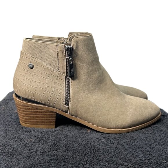 SIMPLY VERA - TAN SUEDE ANKLE BOOTS - Picture 2 of 7